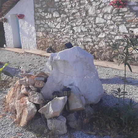 Old Stone House Near Kavala Lantställe *